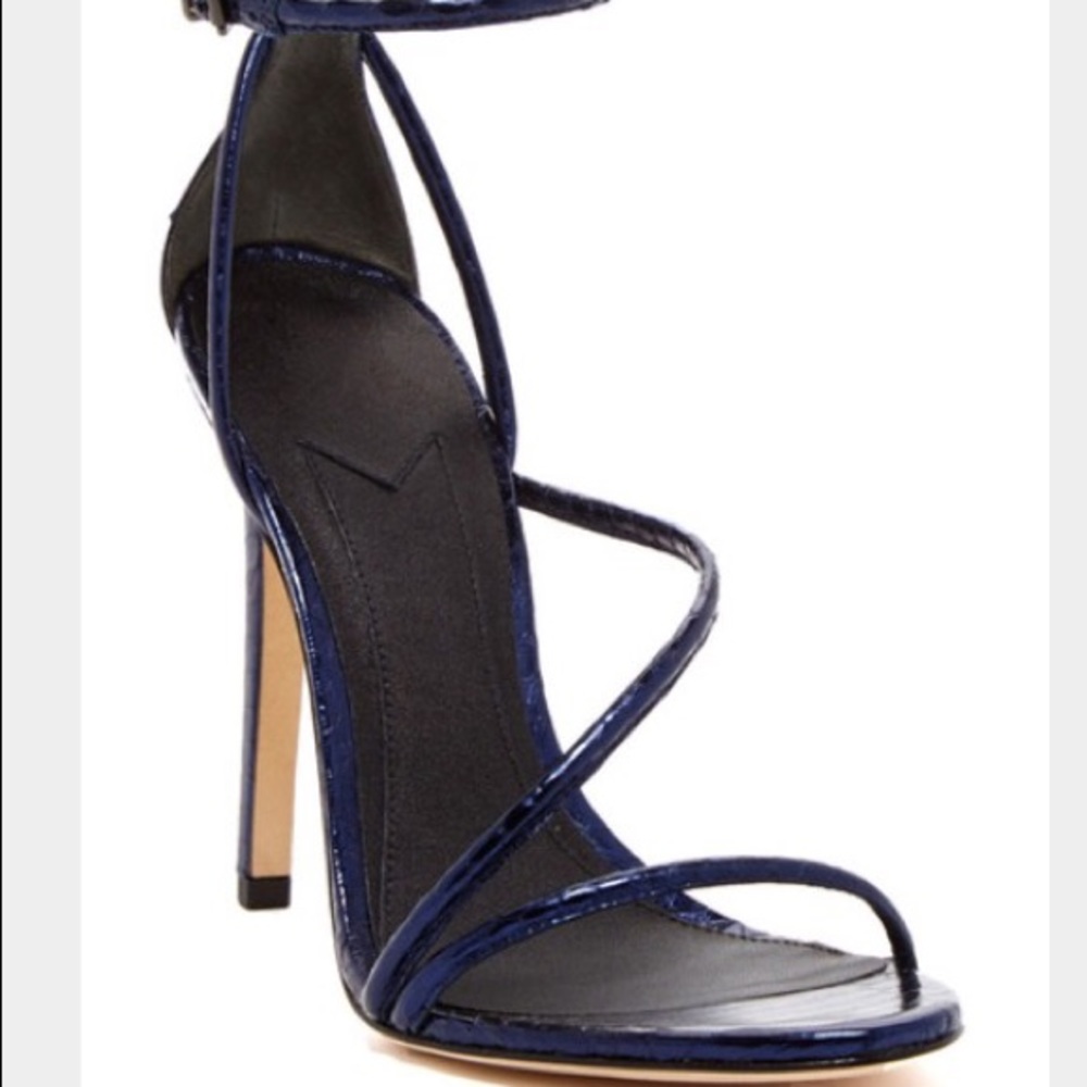 Brian Atwood Navy Snakeskin Shoe Sz 6.5 AUTHENTIC